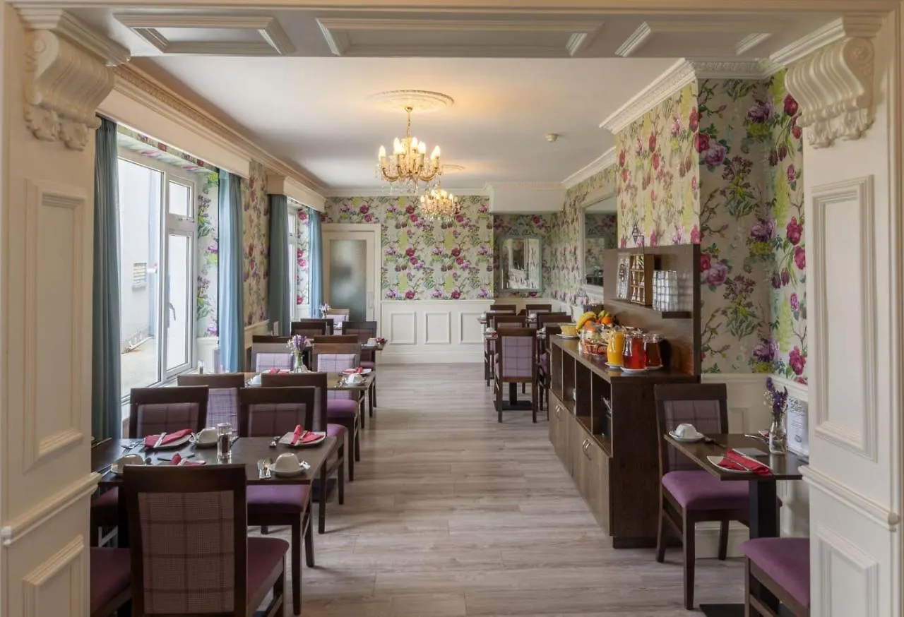 Castle Lodge Killarney 3*,  Irland